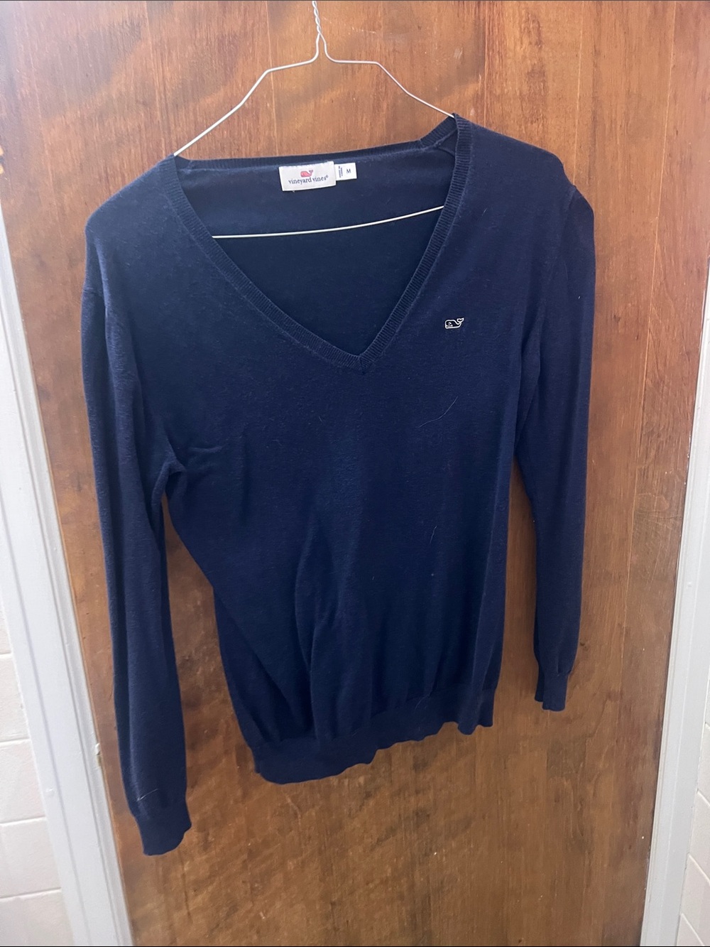 Vineyard Vines Women's Navy V-Neck Long Sleeve Sweater
